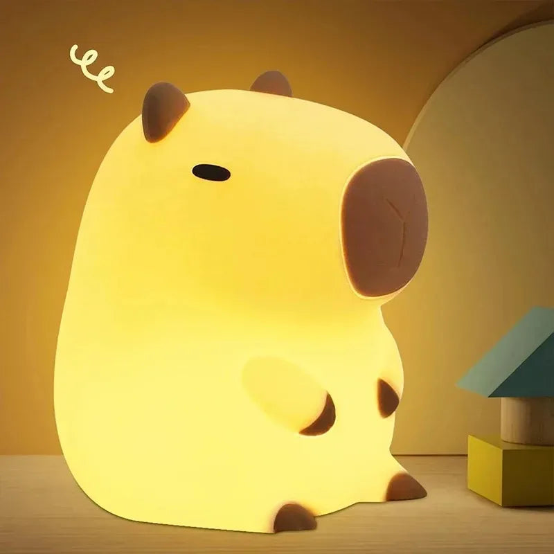 Luminária Capivara de Silicone Sem Fio - Luz Noturna e Decoração de Quarto - LojaLira